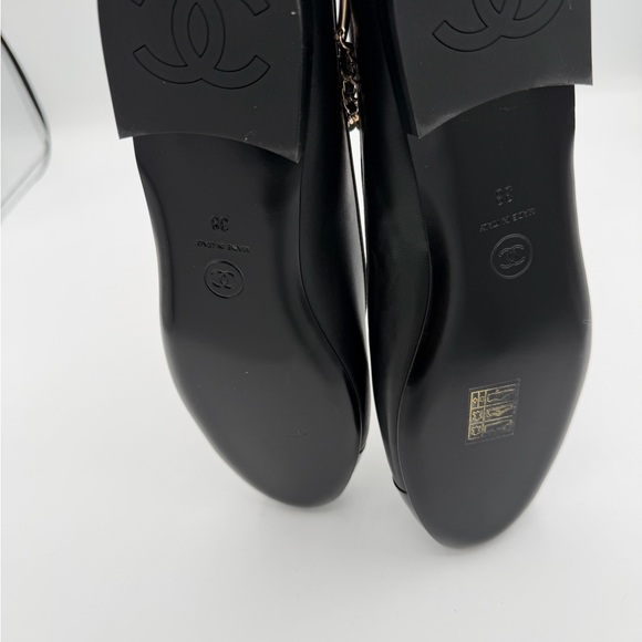 Chanel Black Lambskin Patent Ankle Charm Ballet Flats Brand New in Box Size 38 - Picture 9 of 11